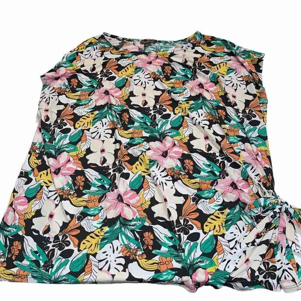 Lane Bryant Black, Green, Pink Floral Sleeveless Top - Size 26/28‎